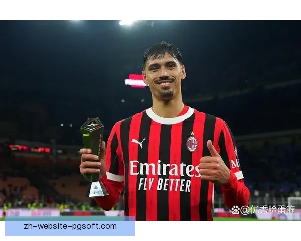 AC米兰时隔十一年再登意甲之巅书写辉煌新篇章